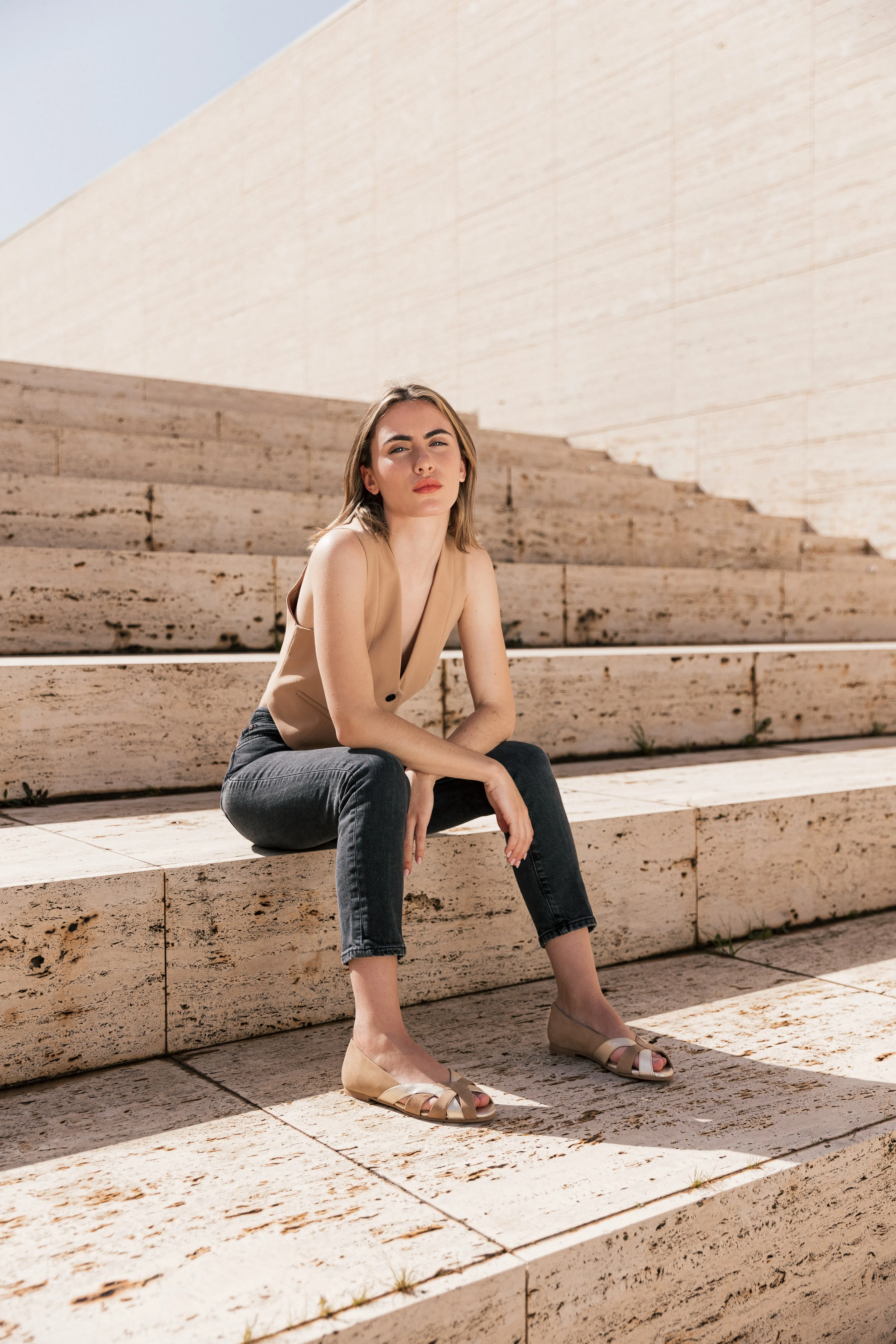 AMELIA CAMEL AND METAL GOLD - Peep-Toe Ballet Flats with Crossover Straps