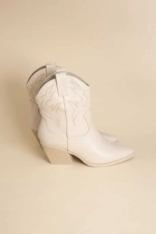 BLAZING WESTERN BLOCK HEEL BOOTIES