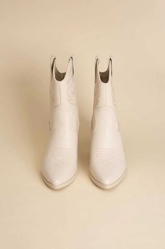 BLAZING WESTERN BLOCK HEEL BOOTIES