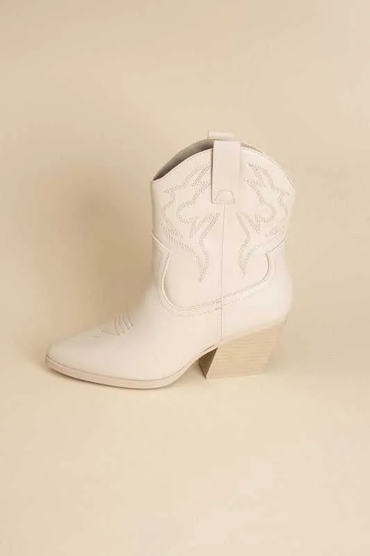 BLAZING WESTERN BLOCK HEEL BOOTIES
