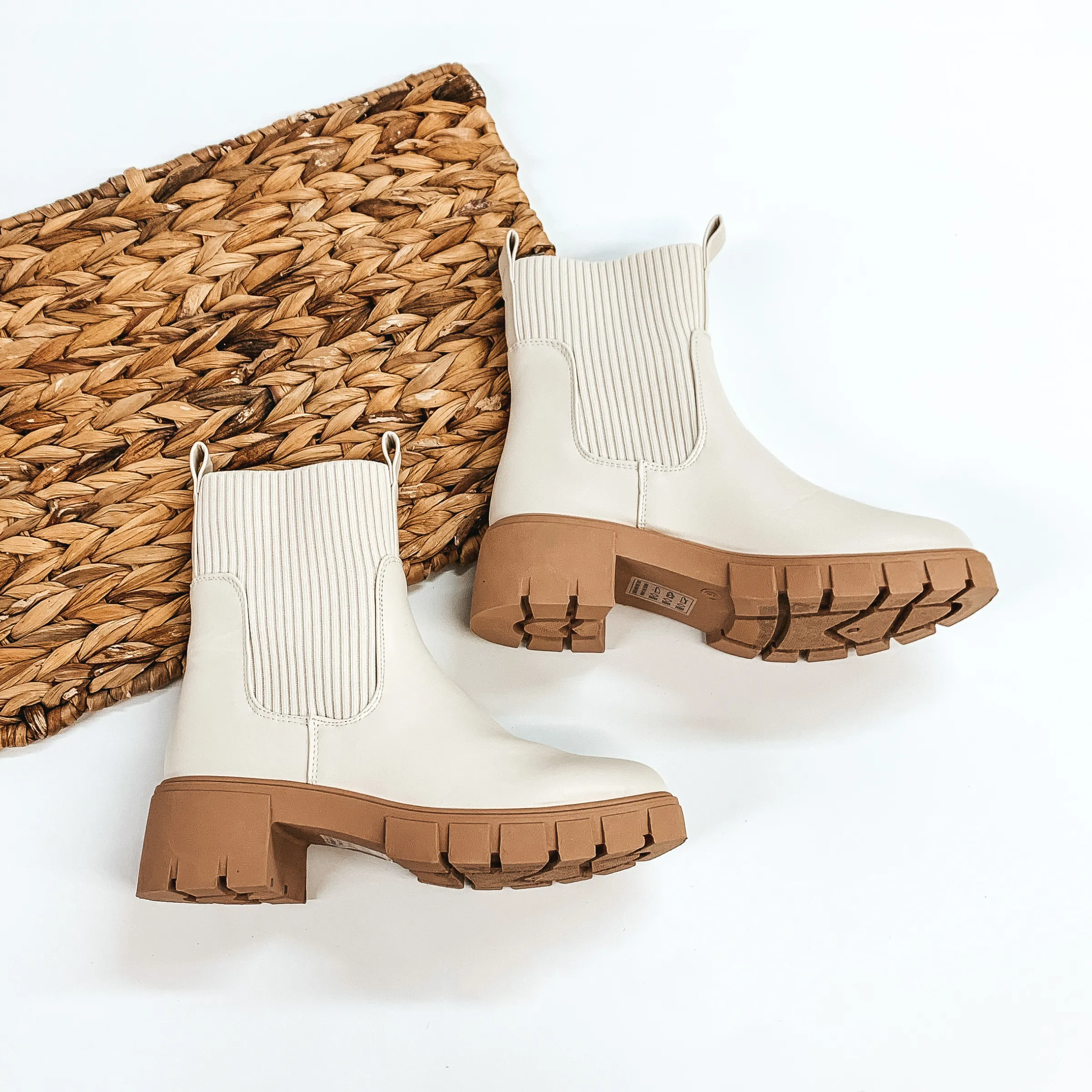 Cabin Side Sips Slip On Booties in Off White