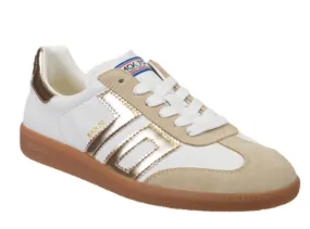Cloud Sneaker in Beige
