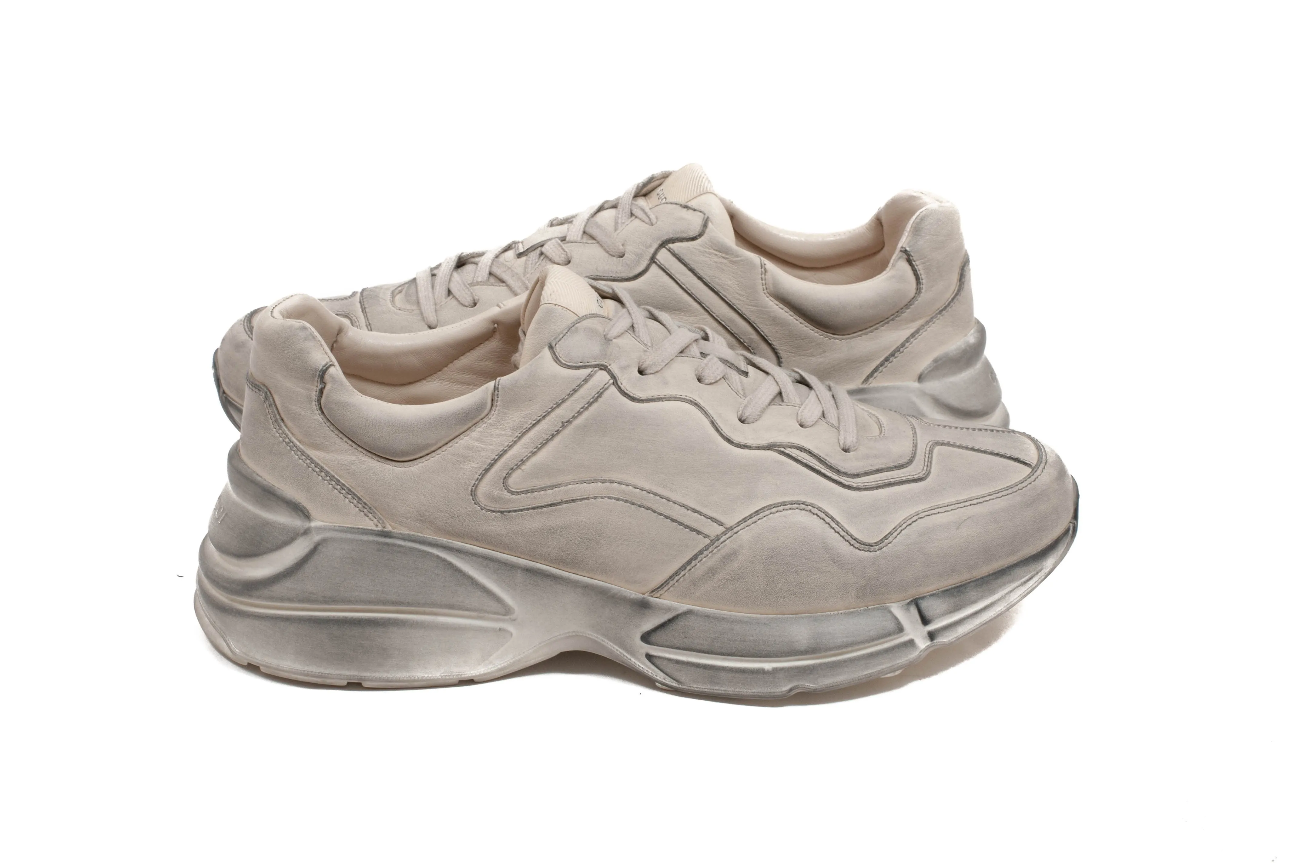 Distressed Rhyton