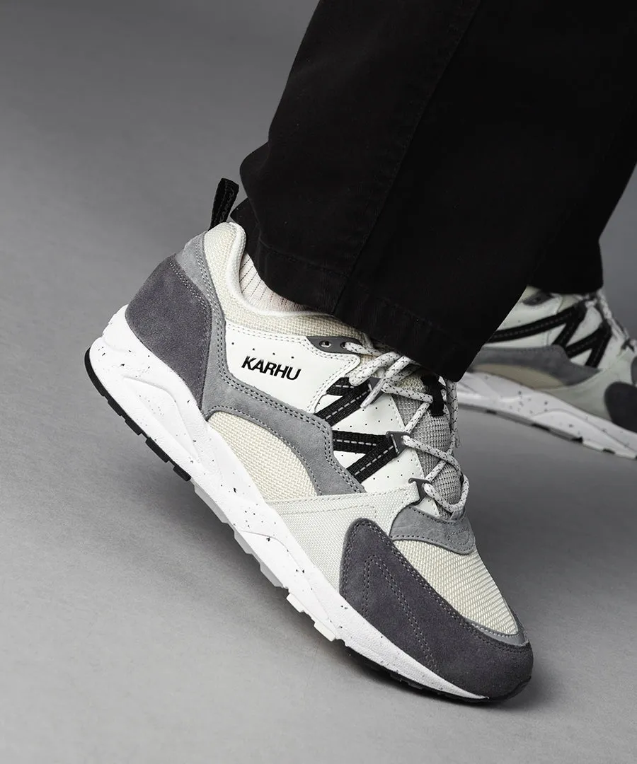 Fusion 2.0 Limestone / Jet Black