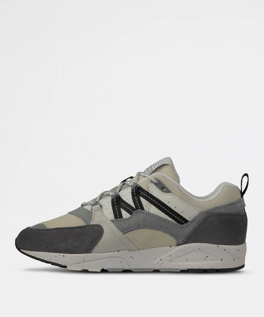 Fusion 2.0 Limestone / Jet Black