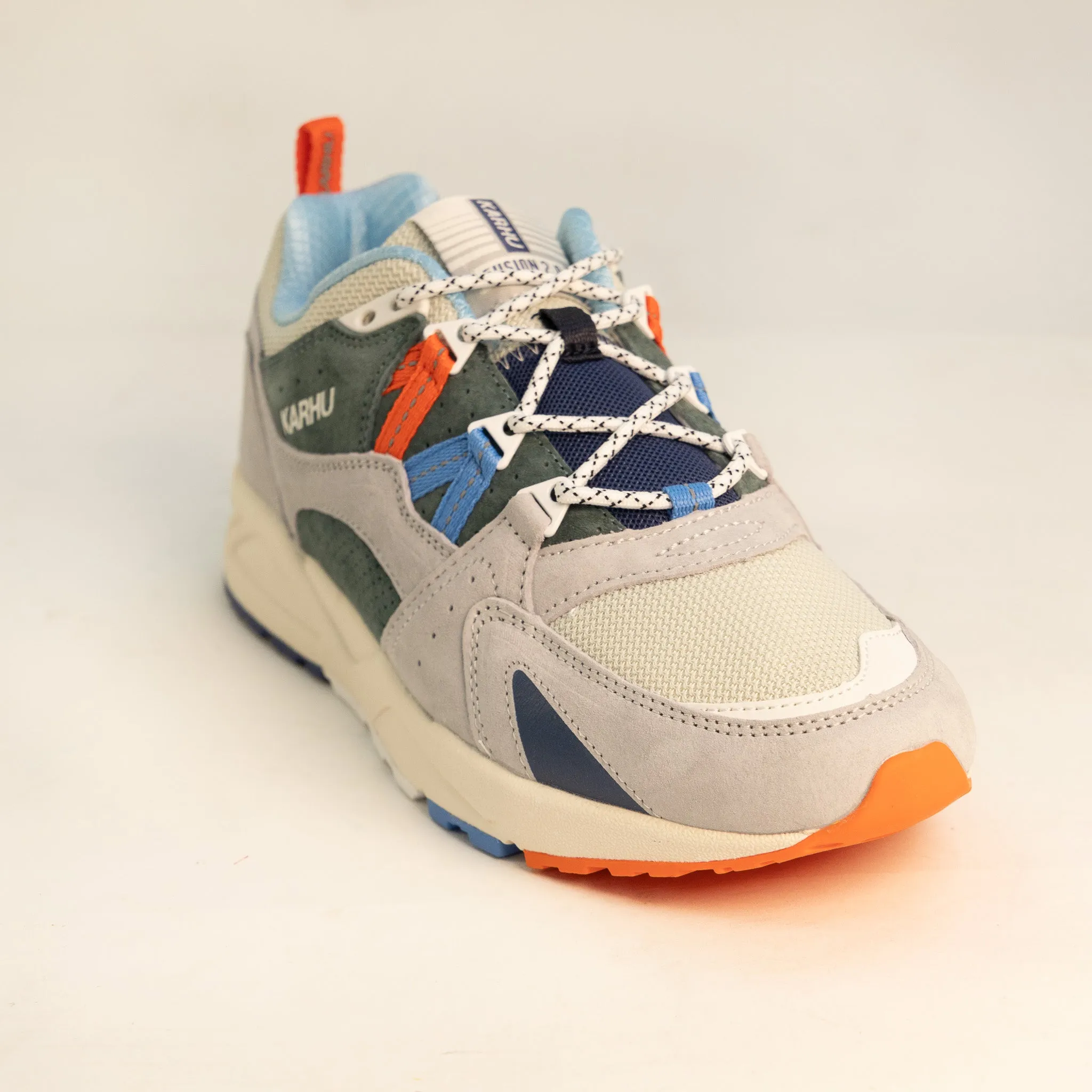 Karhu Fusion 2.0 Cityscape Tones - Dawn Blue/Scarlet Ibis