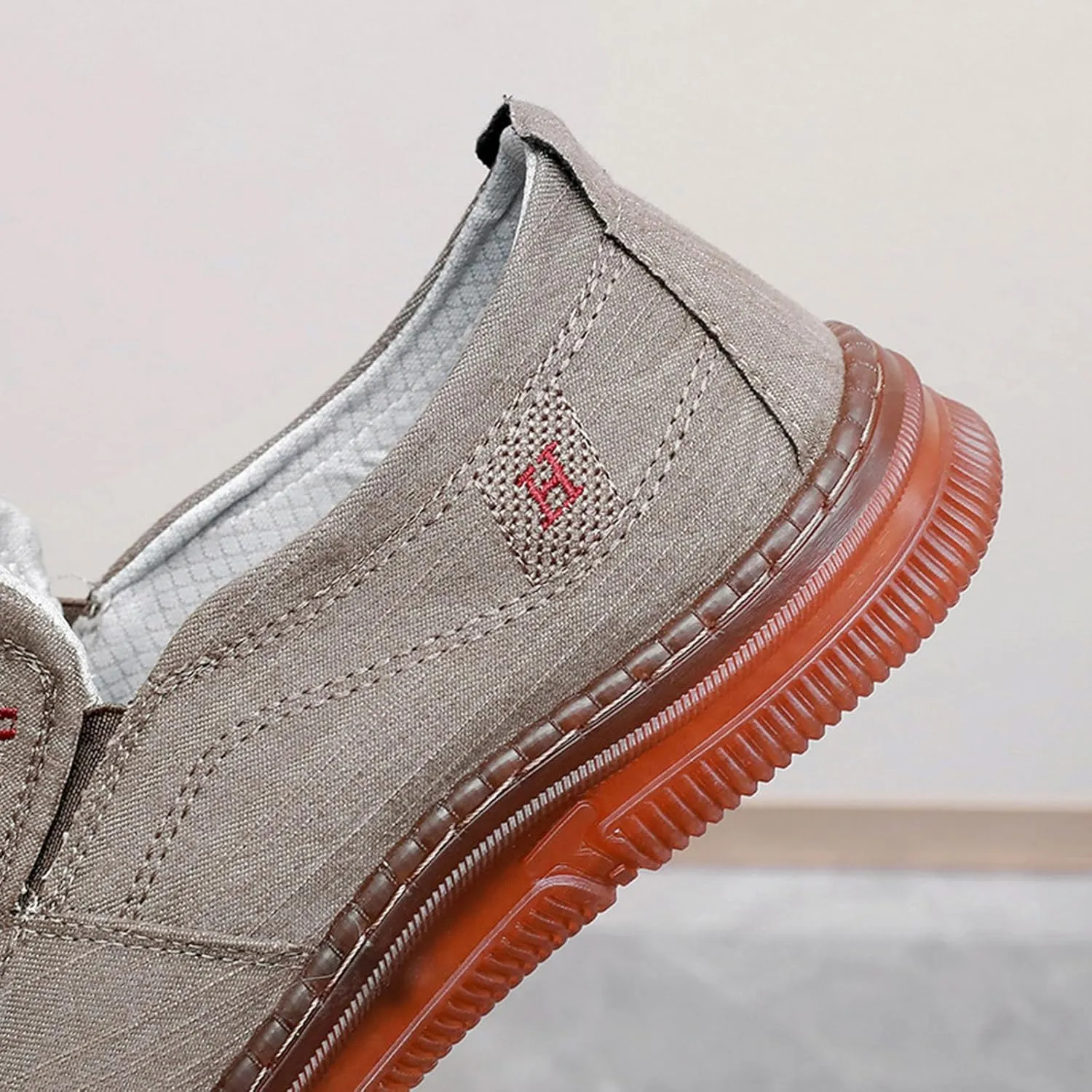 Men's Canvas Loafers Casual Slip-on Shoes Sneakers Loafers Comfort Walking Shoes Fashion Driving Shoes Stretch Shoes for Male Business Work Office Boat Shoes