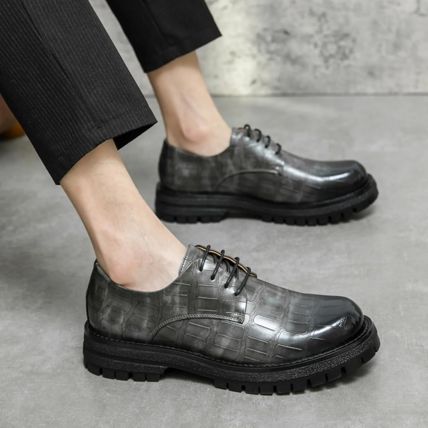 Mens Retro Stone Grain Patent Leather Lace Up Platform Dress Oxfords Shoes Low Top Non-Slip Chunky Dreby Shoes for Formal Business Wedding