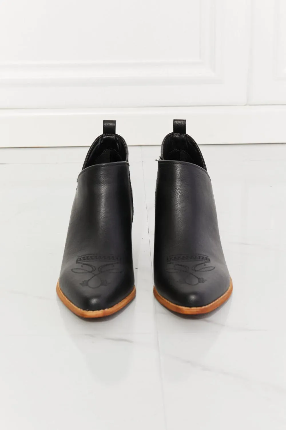 MMShoes PU Leather Embroidered Black Cowboy Booties