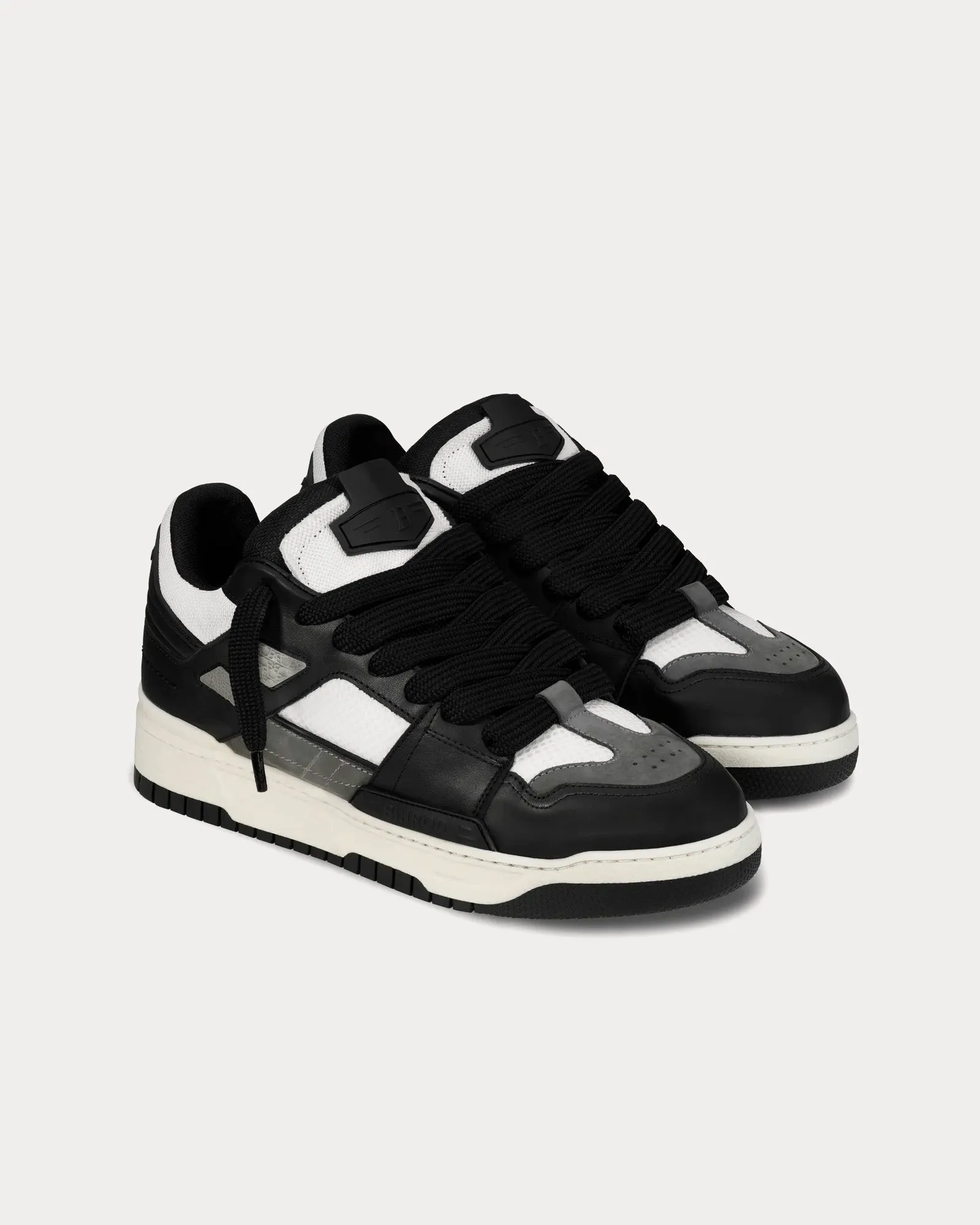 Persy Black / White Low Top Sneakers