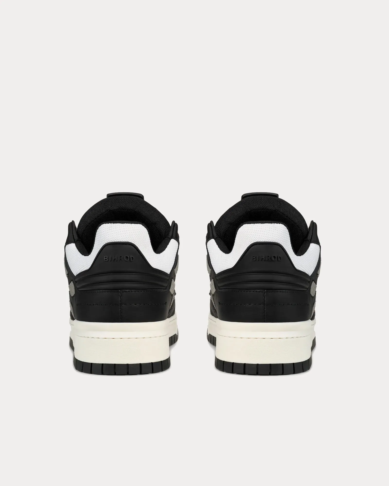 Persy Black / White Low Top Sneakers