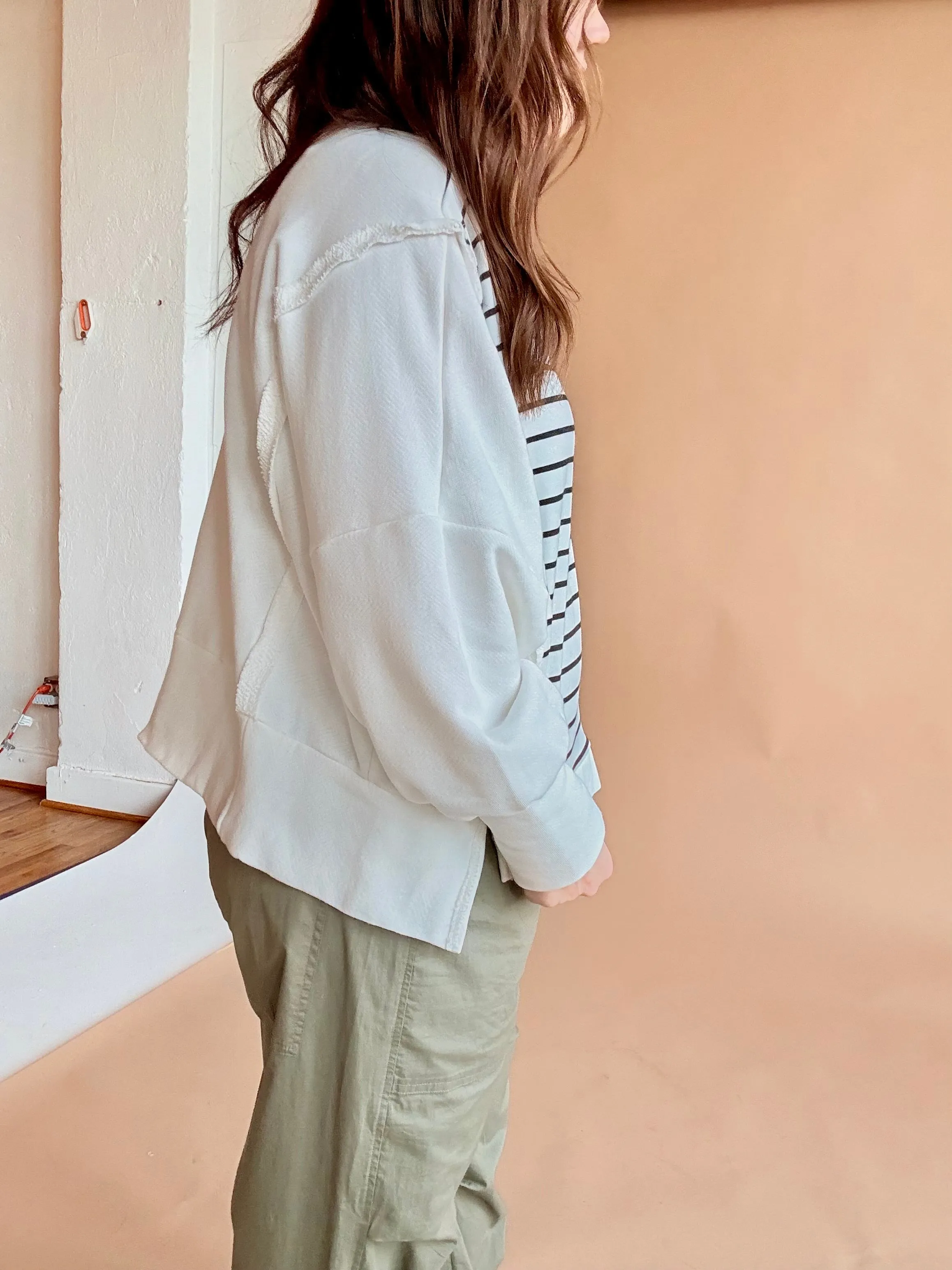 Raw Edge Detail Hi-Low Hem Stripe Terry Top