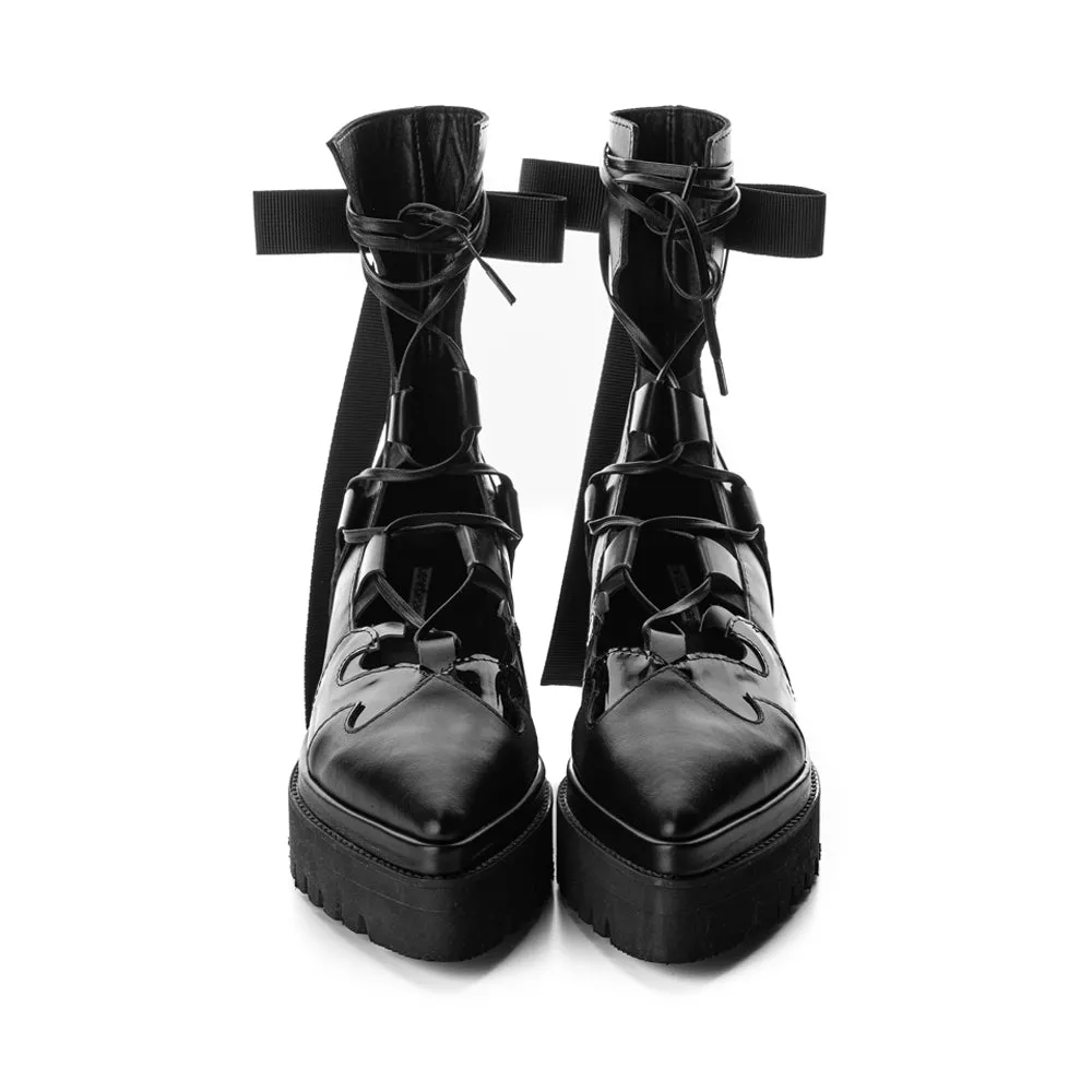 SHR My Romantic Way black leather booties