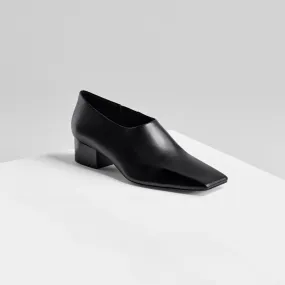 SQUARE EDGE TOE SLIP ON | black leather